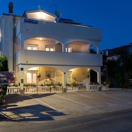 Apartments Villa Filip Trogir Eksteriør billede