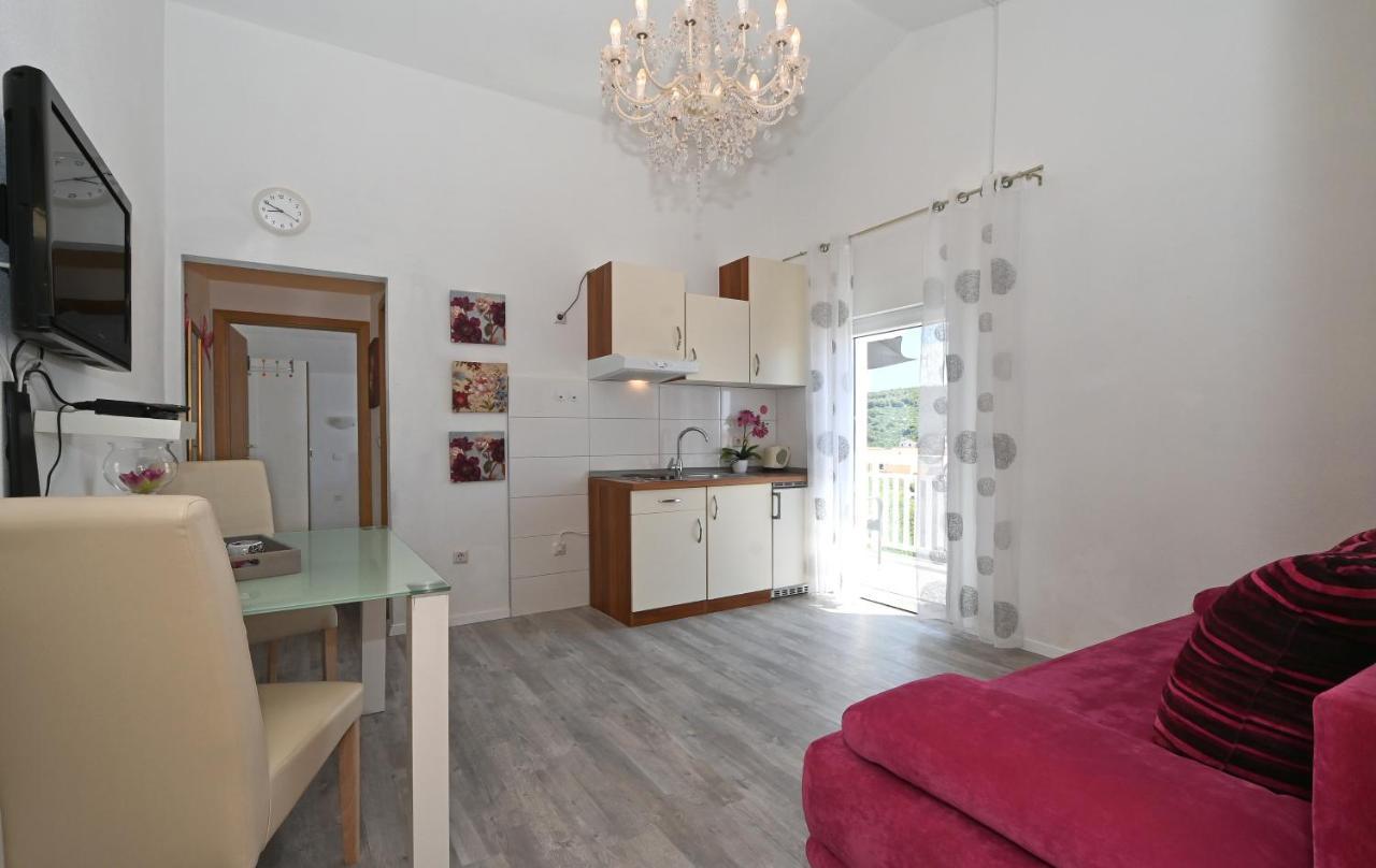 Apartments Villa Filip Trogir Eksteriør billede