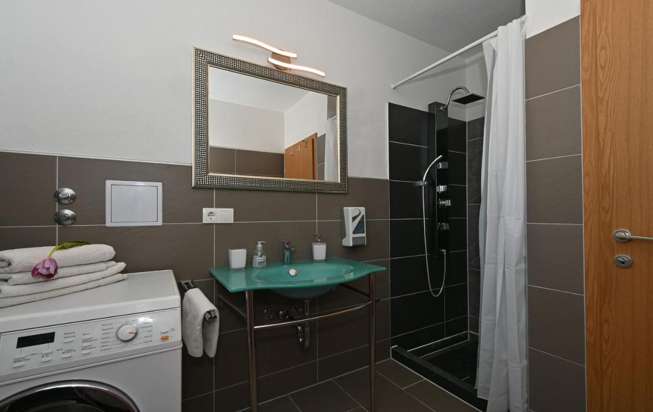 Apartments Villa Filip Trogir Eksteriør billede